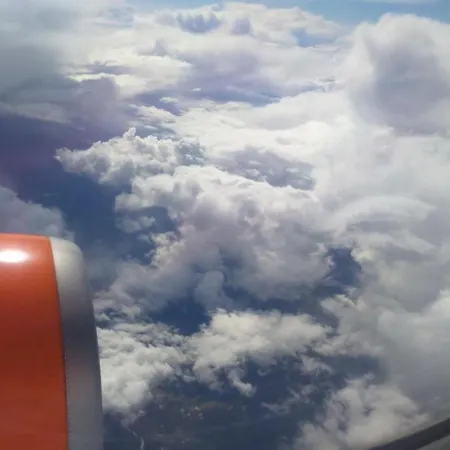 Aeropuerto Barcelona -mi Colibri Homestay *